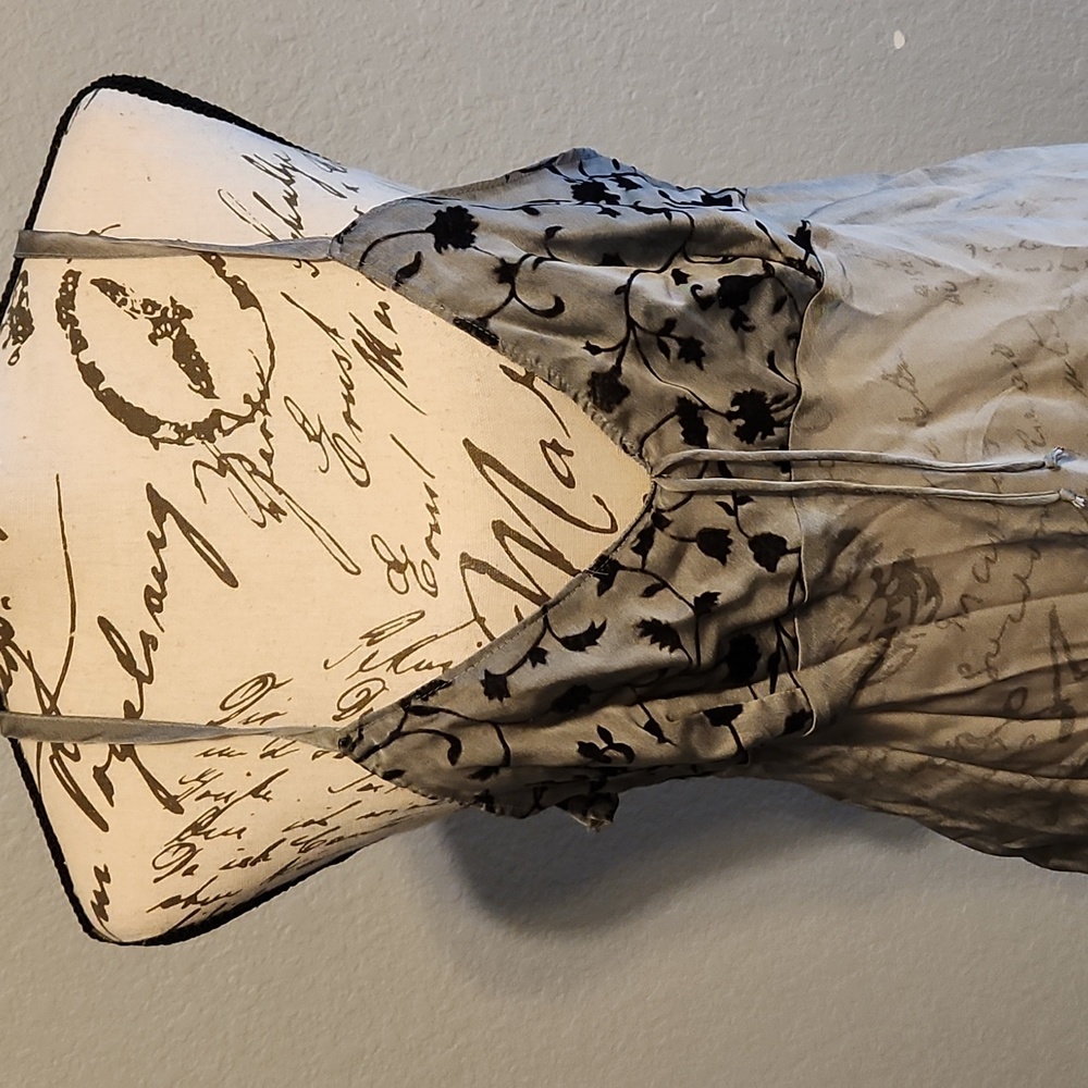 Romantic moods sleepwear